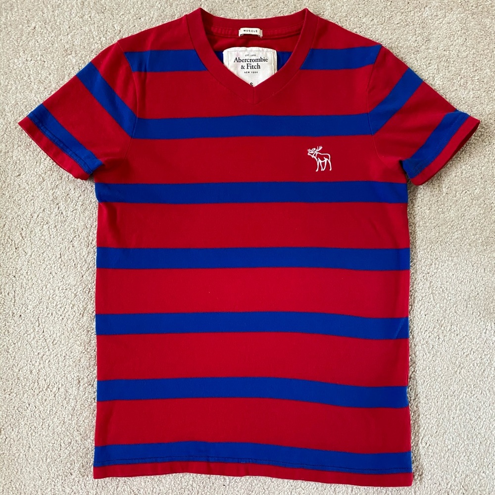 Abercrombie V-neck shirt